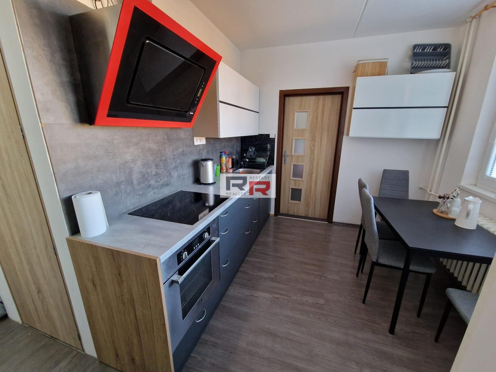 Pronájem bytu 3+1 62 m² - foto 5