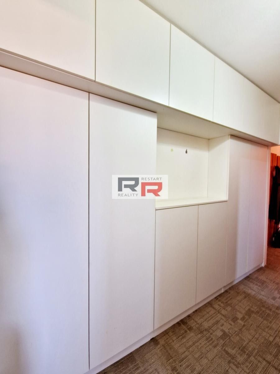 Pronájem bytu 3+1 62 m² - foto 14