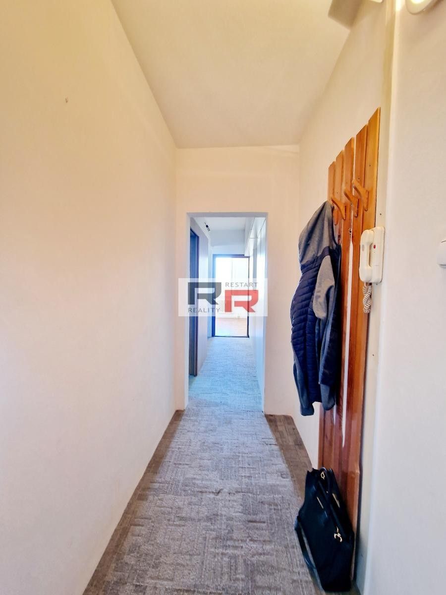 Pronájem bytu 3+1 62 m² - foto 12