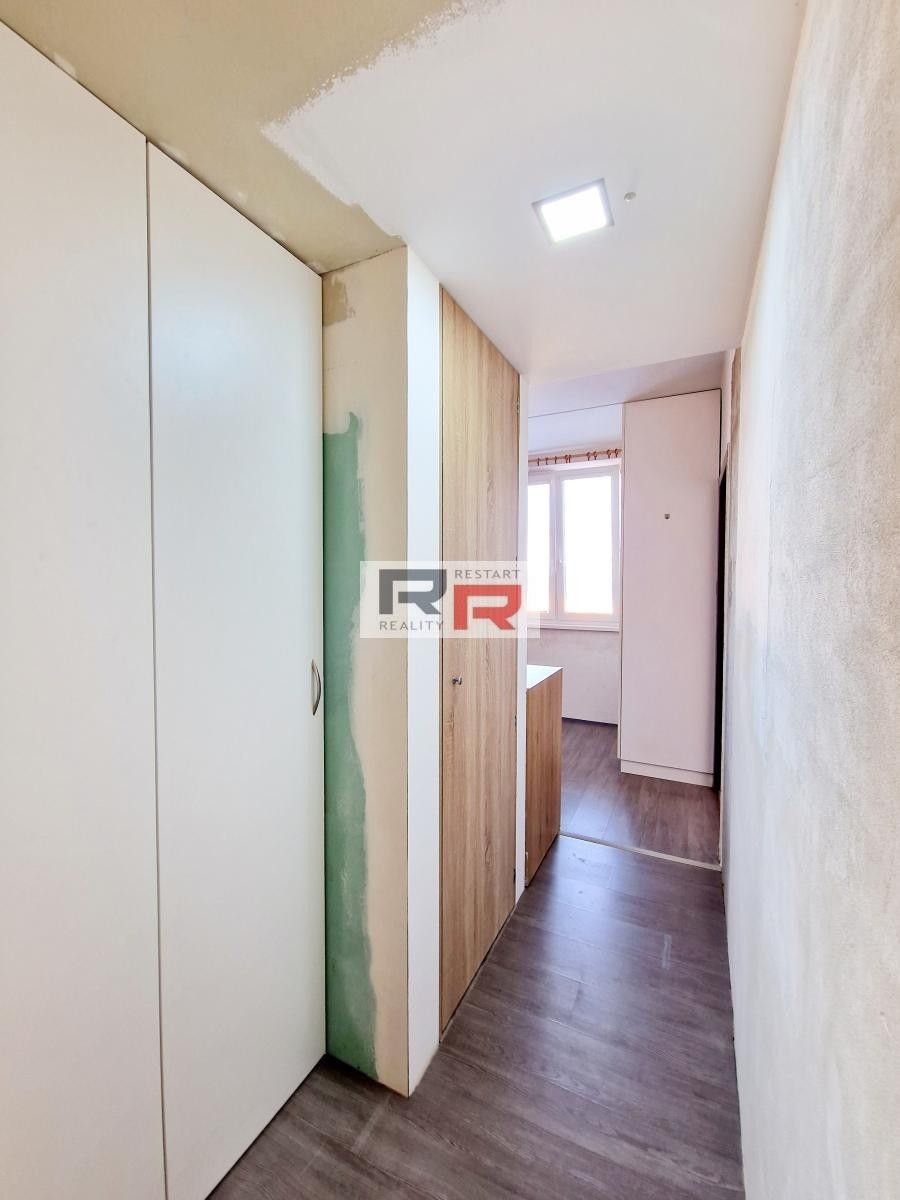 Pronájem bytu 3+1 62 m² - foto 13