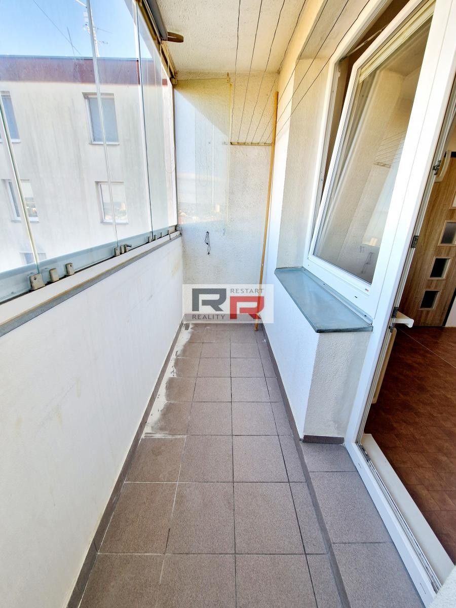 Pronájem bytu 3+1 62 m² - foto 9
