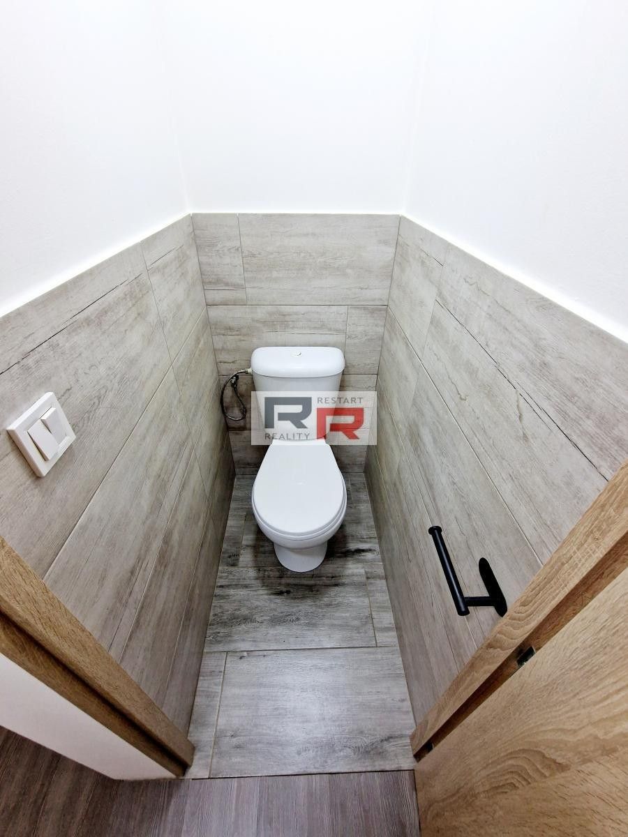 Pronájem bytu 3+1 62 m² - foto 17