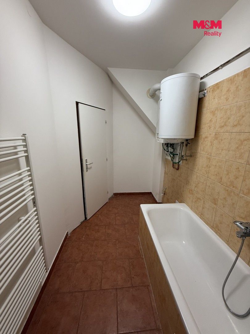 Pronájem bytu 2+kk 40 m² - foto 6