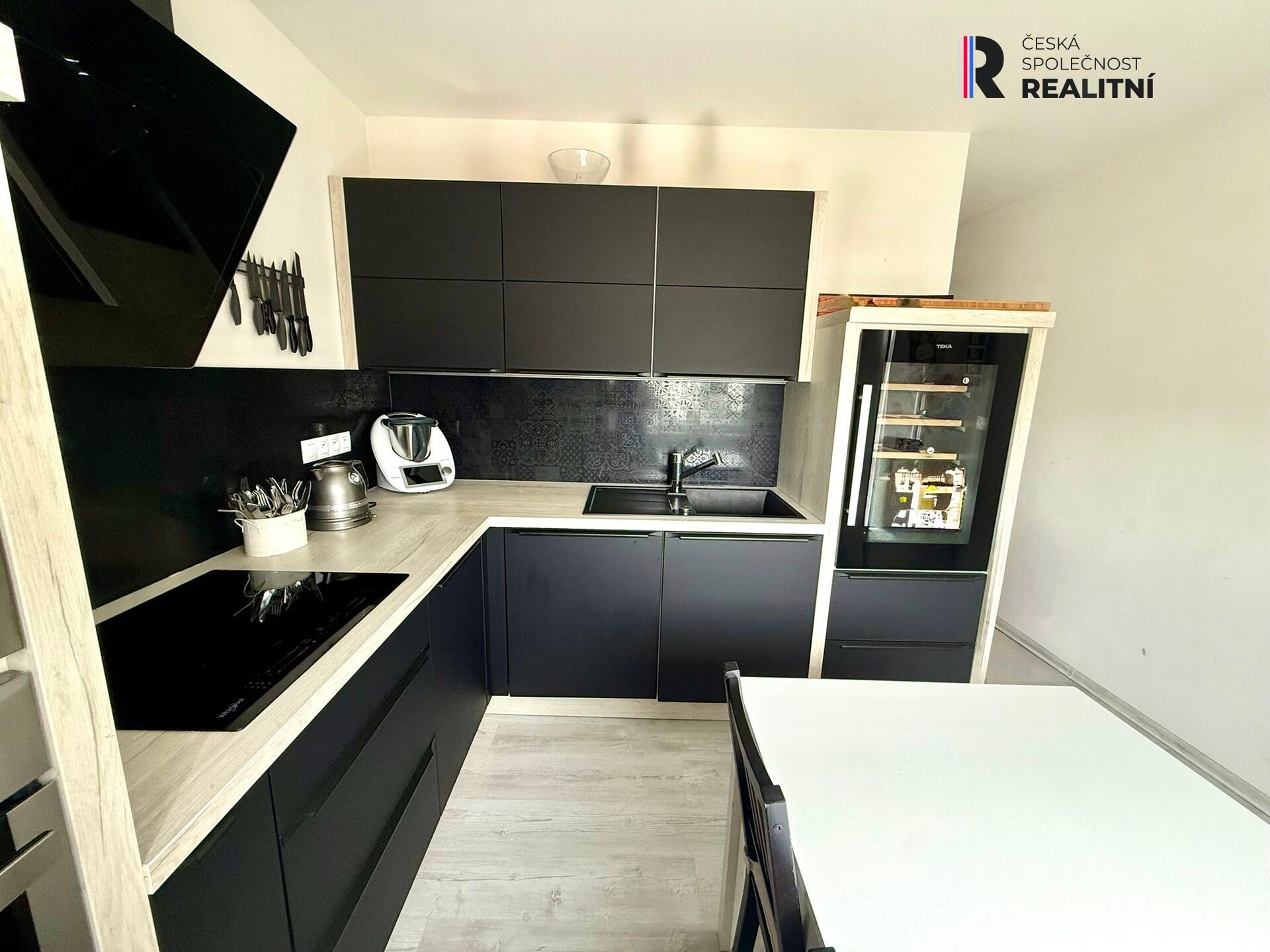 Prodej bytu 3+1 69 m² - foto 1