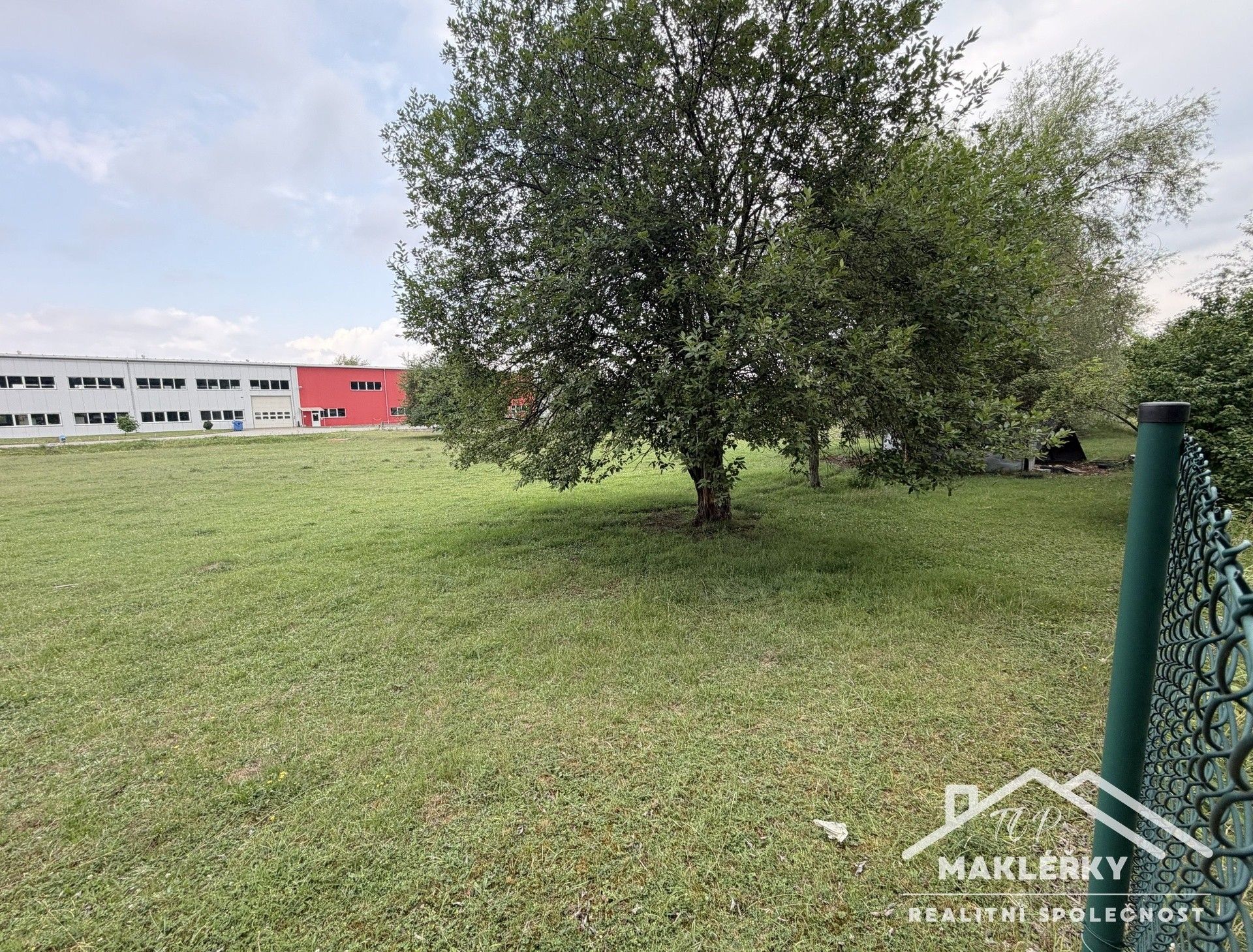 Prodej pozemku 4430 m² - foto 4