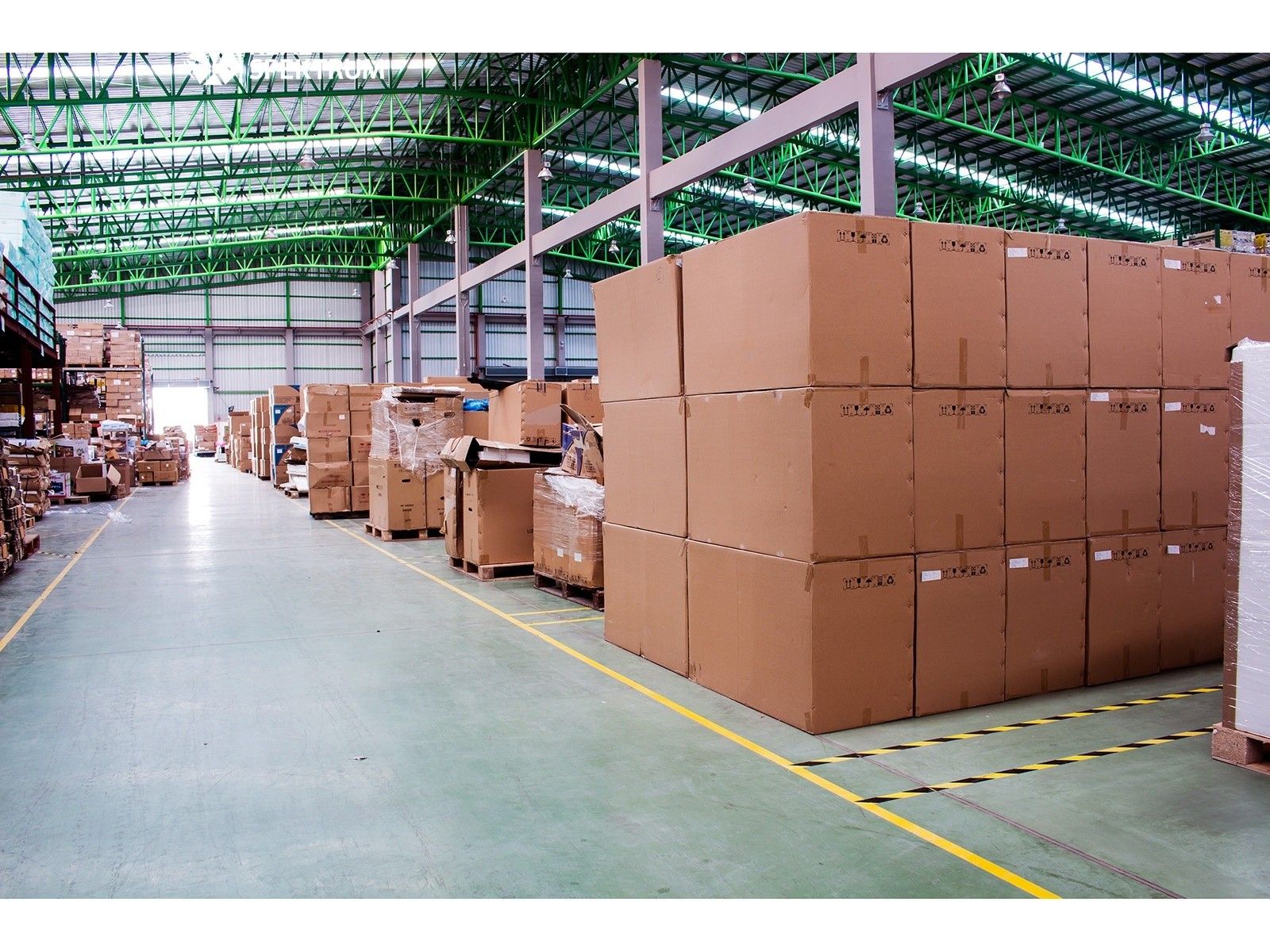 Prodej komerčního prostoru 800 m² - foto 4