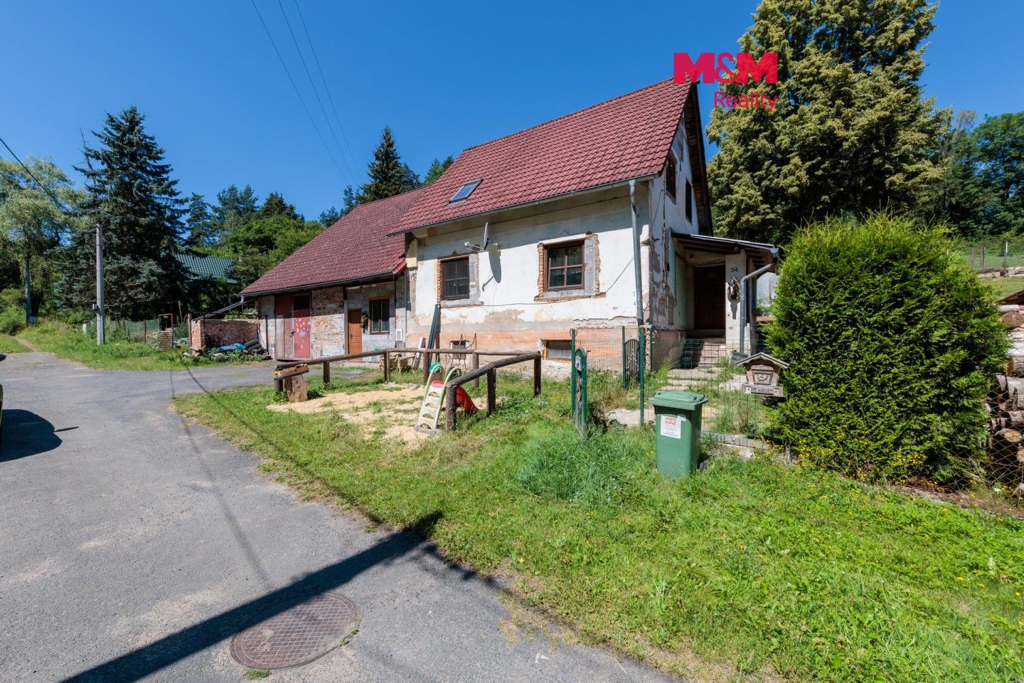 Prodej domu 100 m² - foto 1