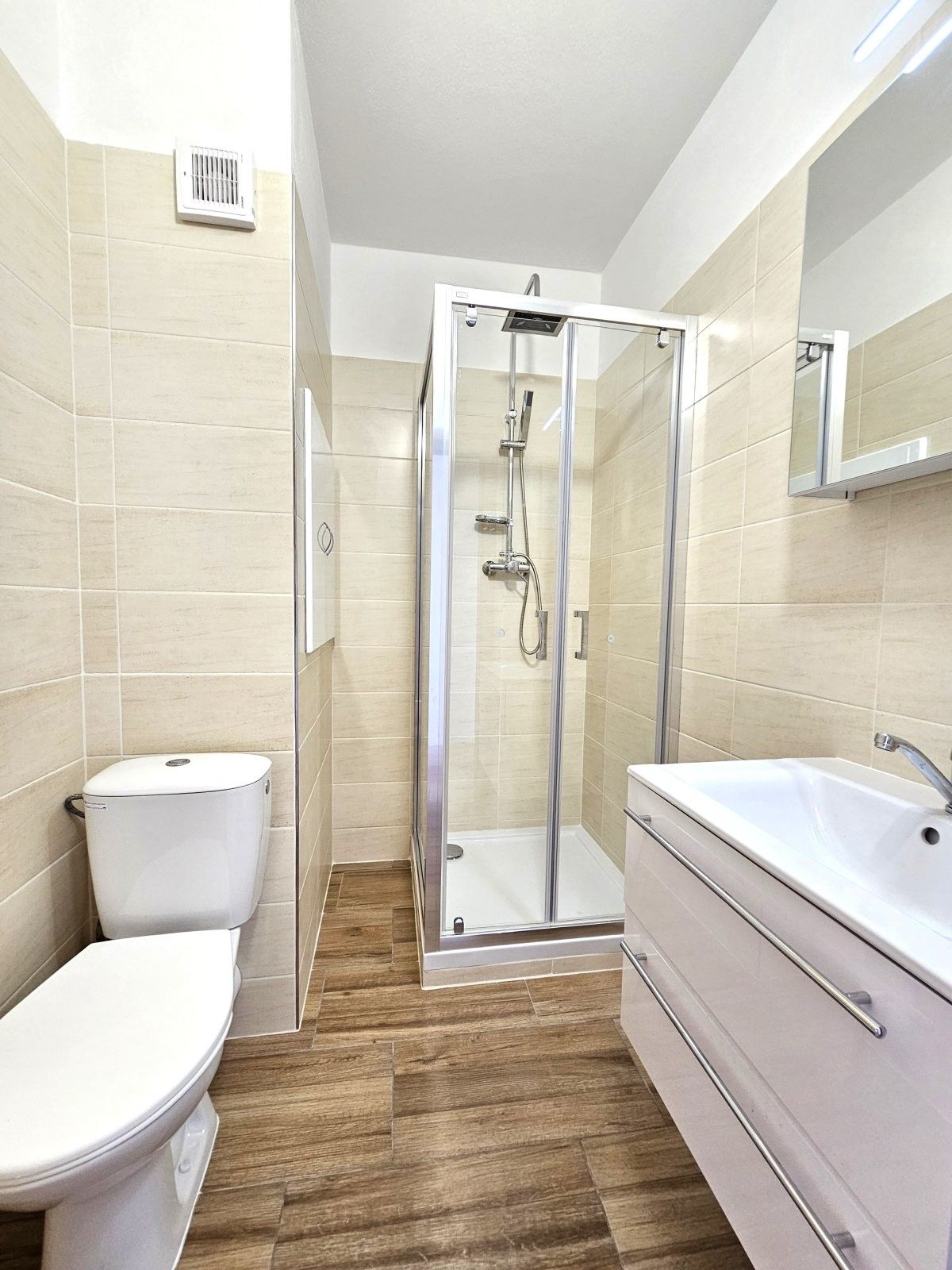 Pronájem bytu 1+1 32 m² - foto 4