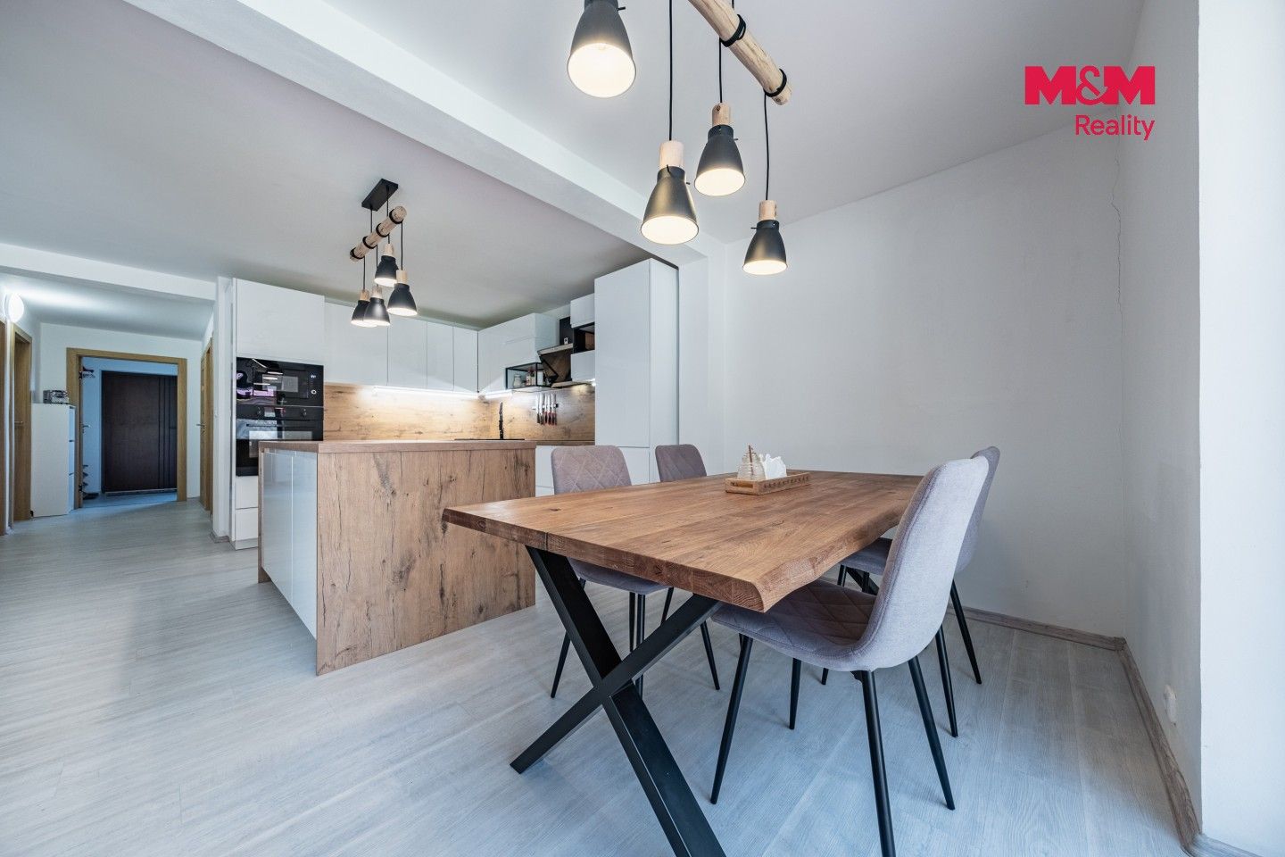 Prodej bytu 4+kk 142 m² - foto 3