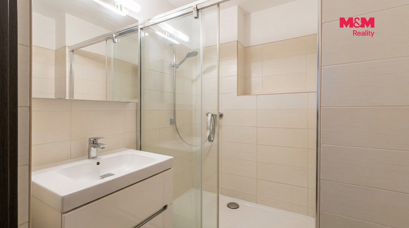 Pronájem bytu 2+1 58 m² - foto 4