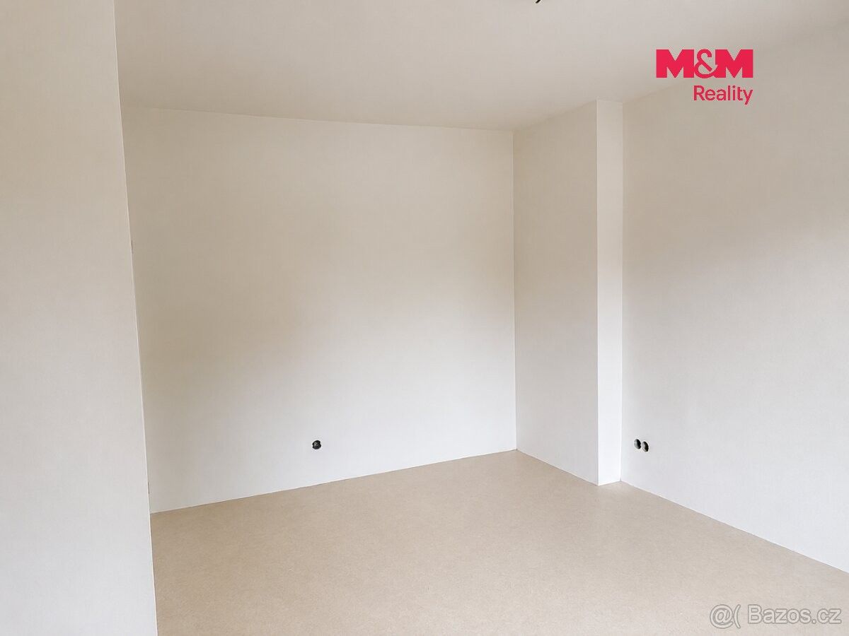Prodej bytu 1+kk 27 m² - foto 4