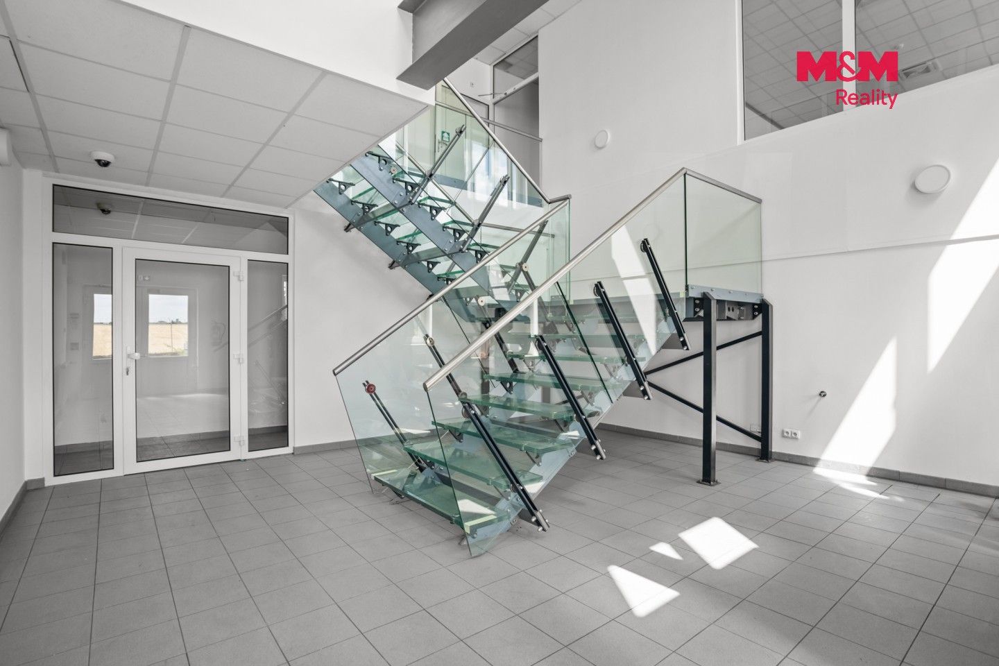 Pronájem komerčního prostoru 451 m² - foto 4