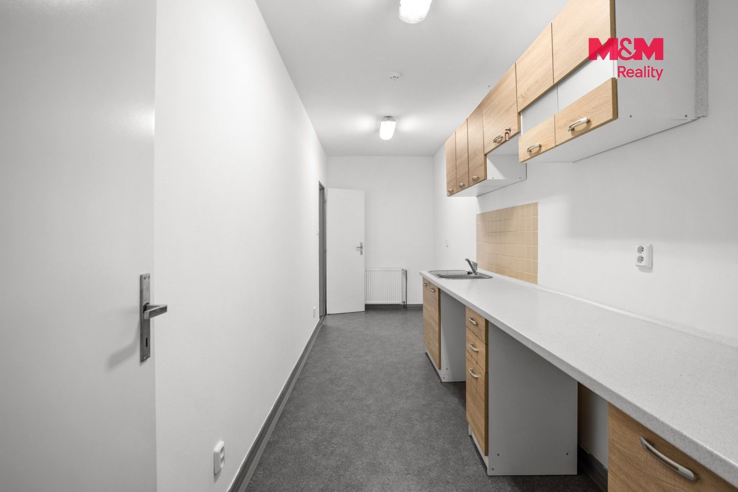Pronájem komerčního prostoru 451 m² - foto 6