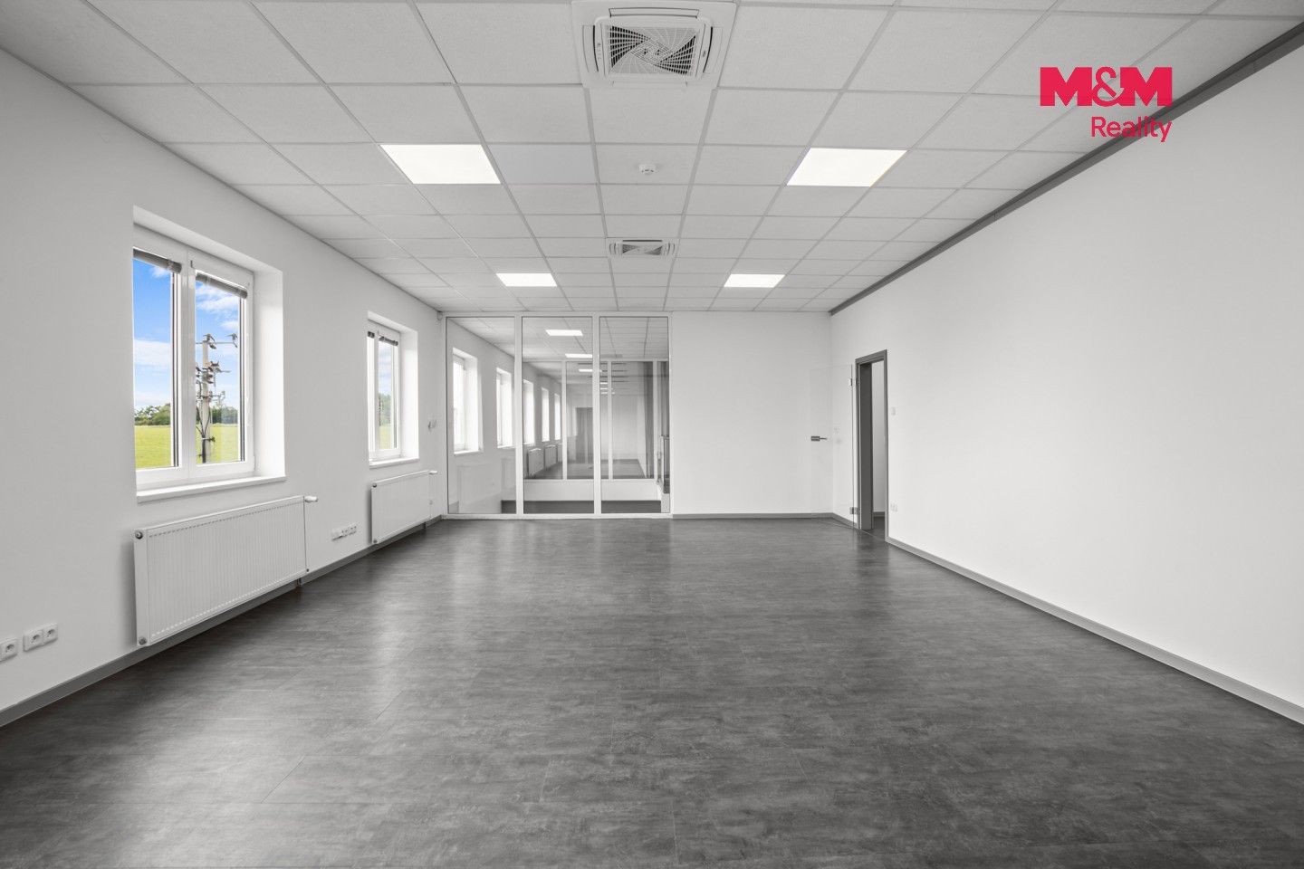 Pronájem komerčního prostoru 451 m² - foto 12