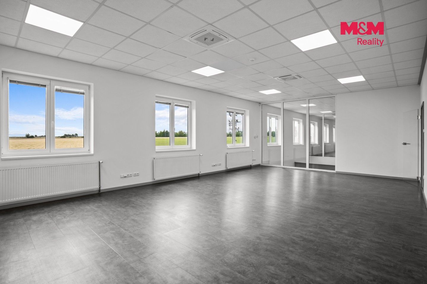 Pronájem komerčního prostoru 451 m² - foto 11