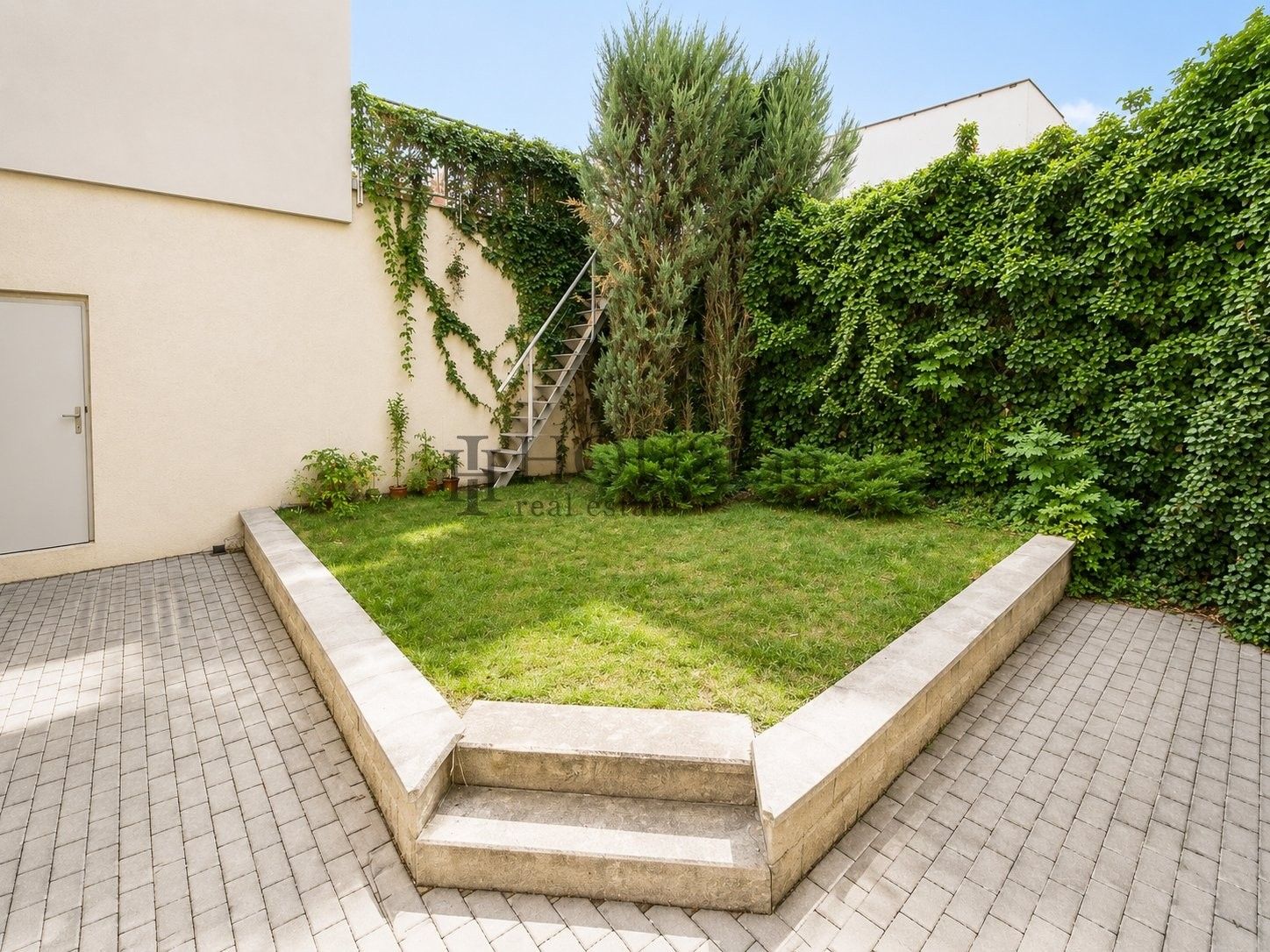Pronájem bytu 1+kk 23 m² - foto 15
