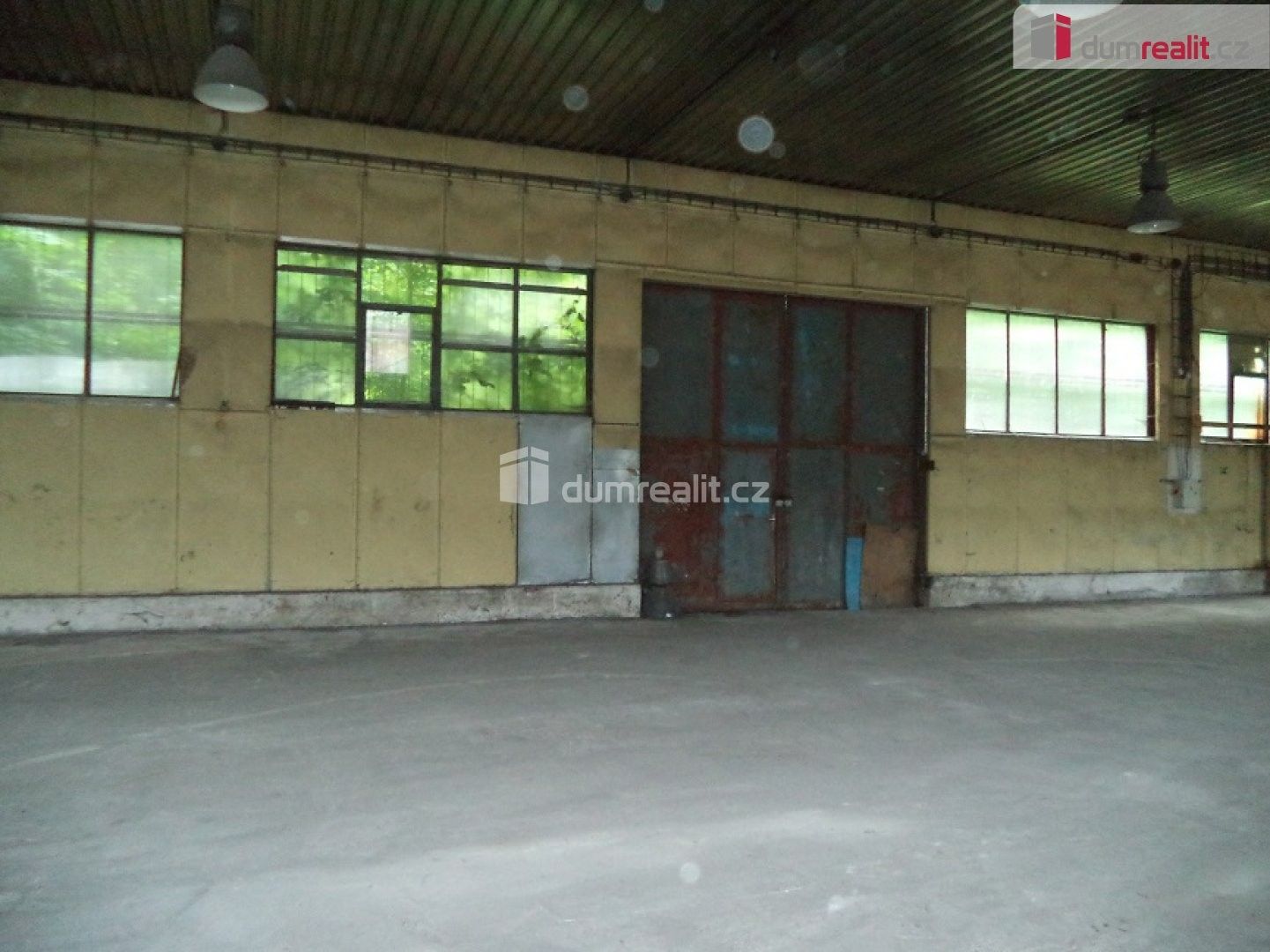 Pronájem komerčního prostoru 958 m² - foto 4