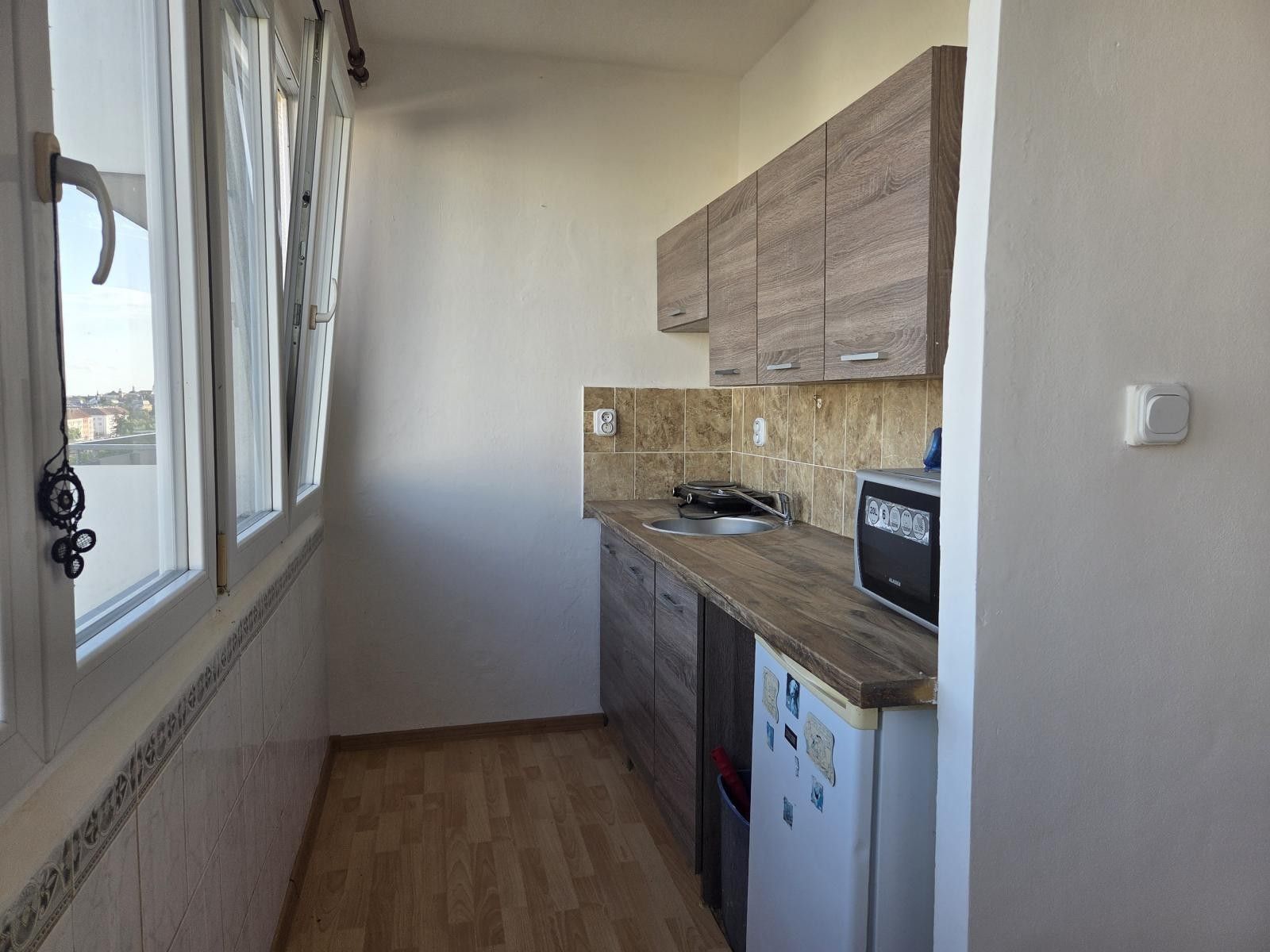 Pronájem bytu 1+kk 27 m² - foto 1