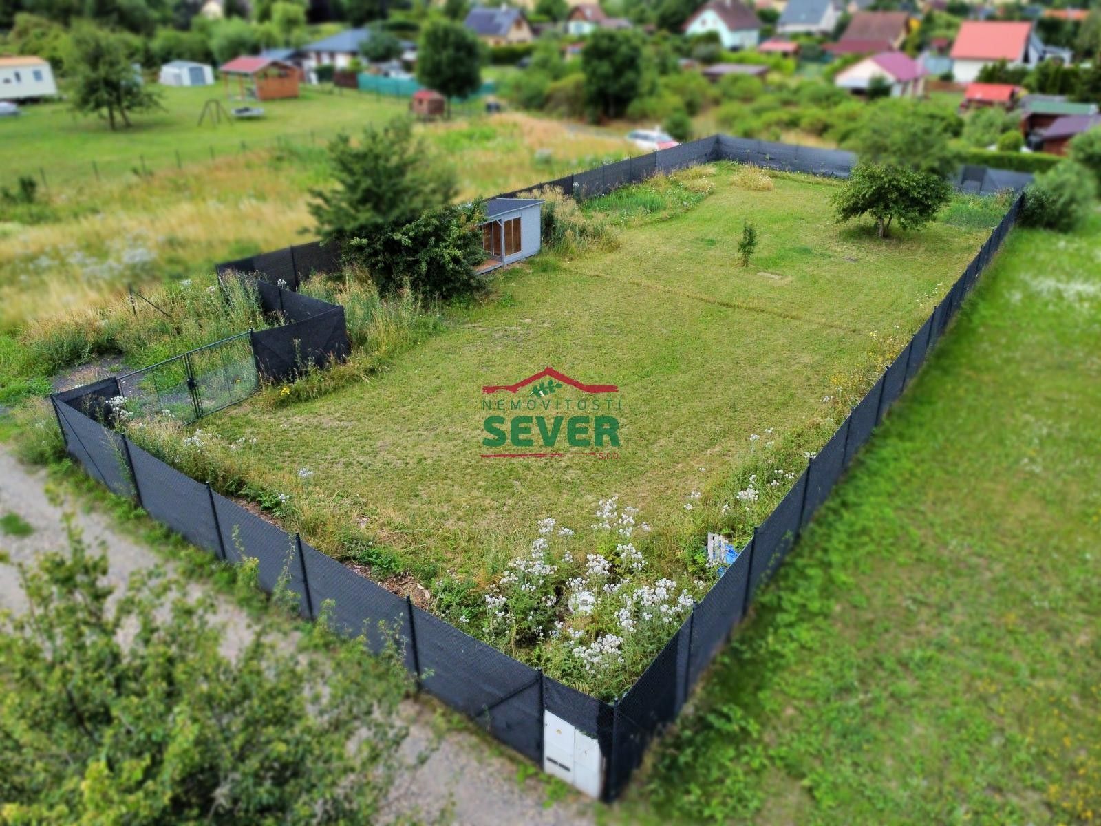 Prodej pozemku 943 m² - foto 1
