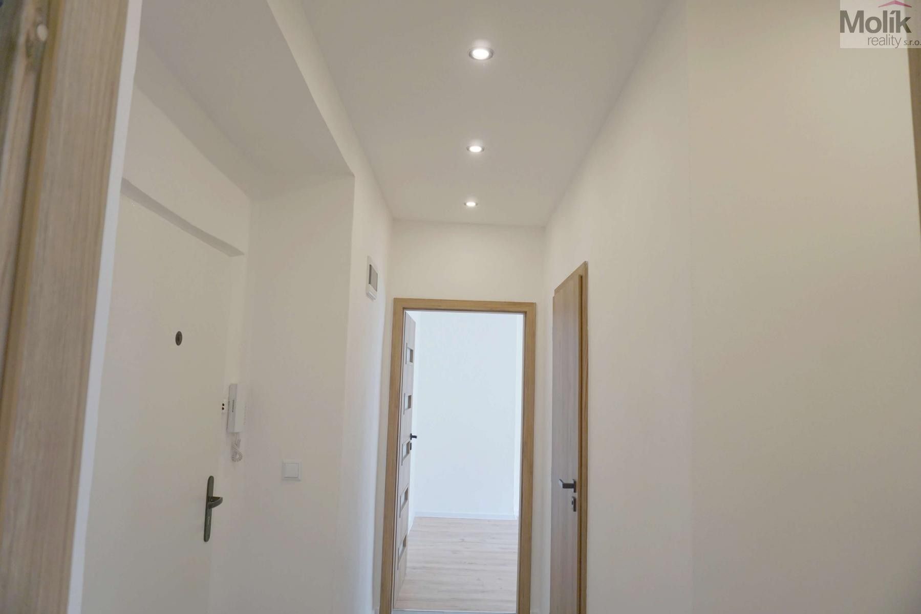 Prodej bytu 2+1 53 m² - foto 19