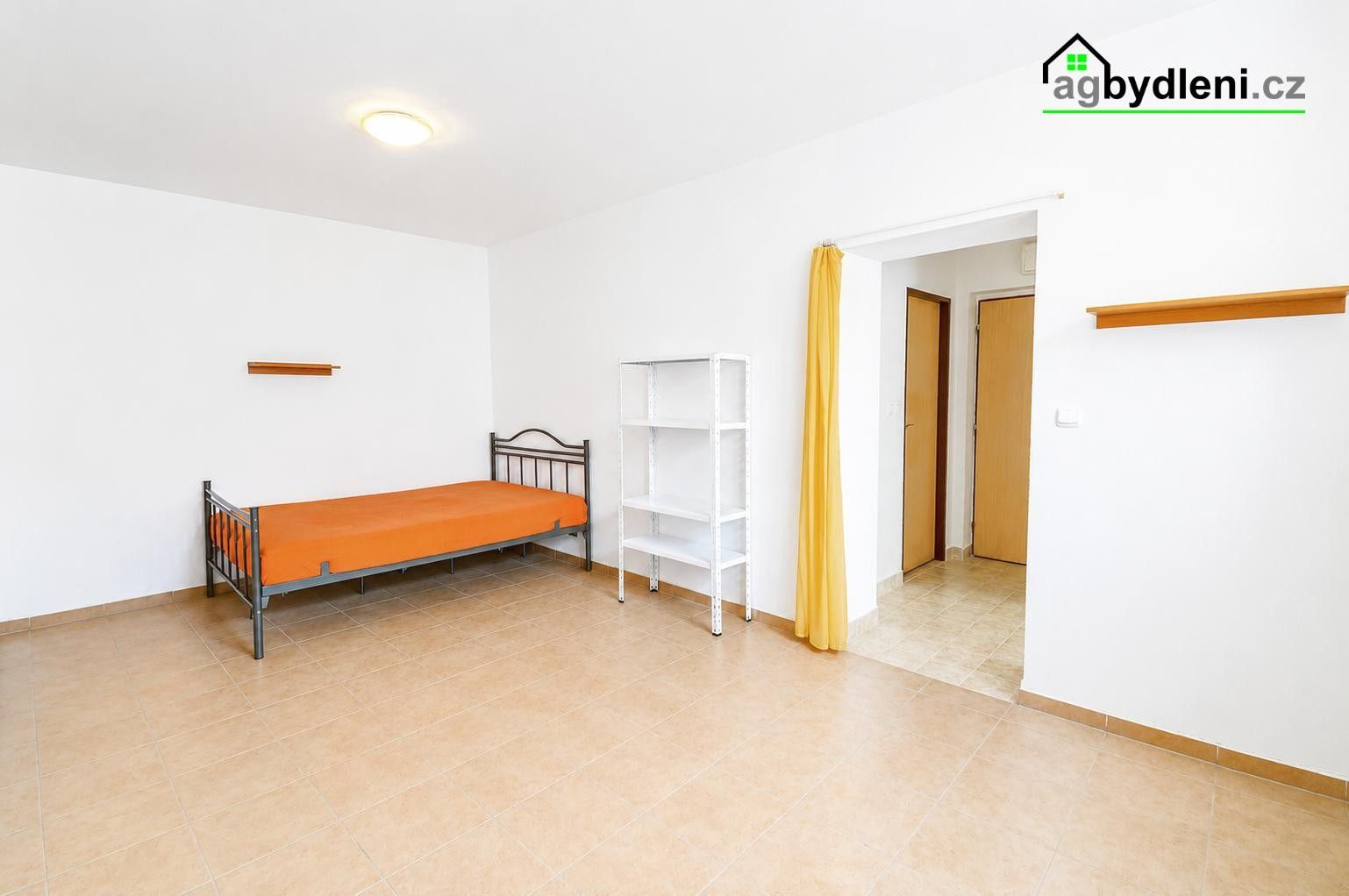 Prodej bytu 1+kk 23 m² - foto 4