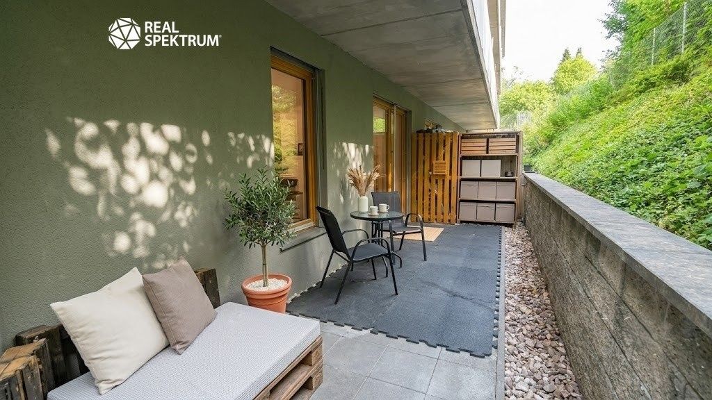 Pronájem bytu 1+kk 48 m² - foto 3