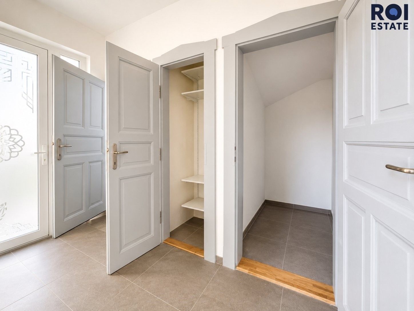 Pronájem bytu 2+1 100 m² - foto 14