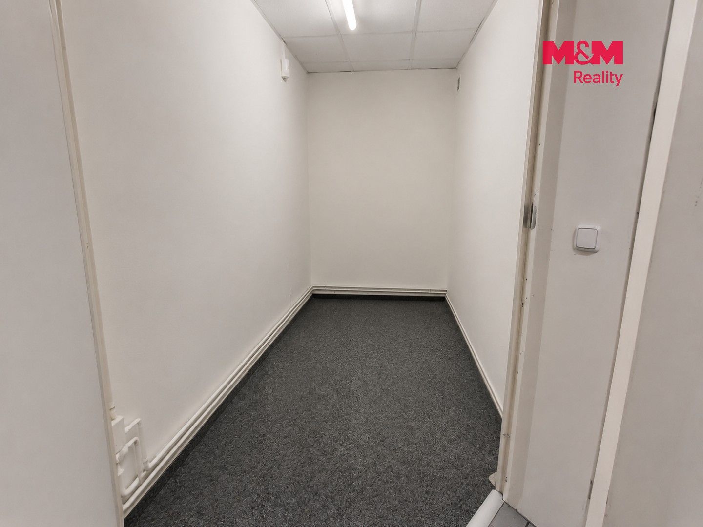Pronájem komerčního prostoru 90 m² - foto 7
