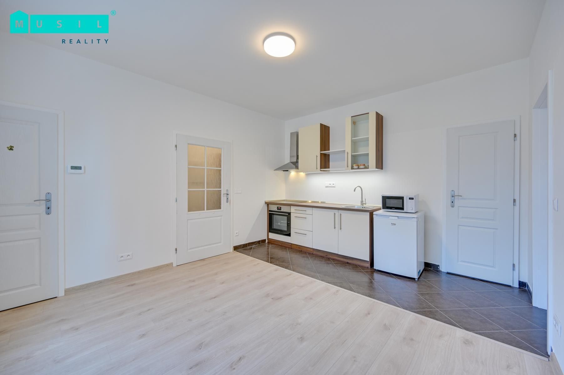Pronájem bytu 2+kk 43 m² - foto 1