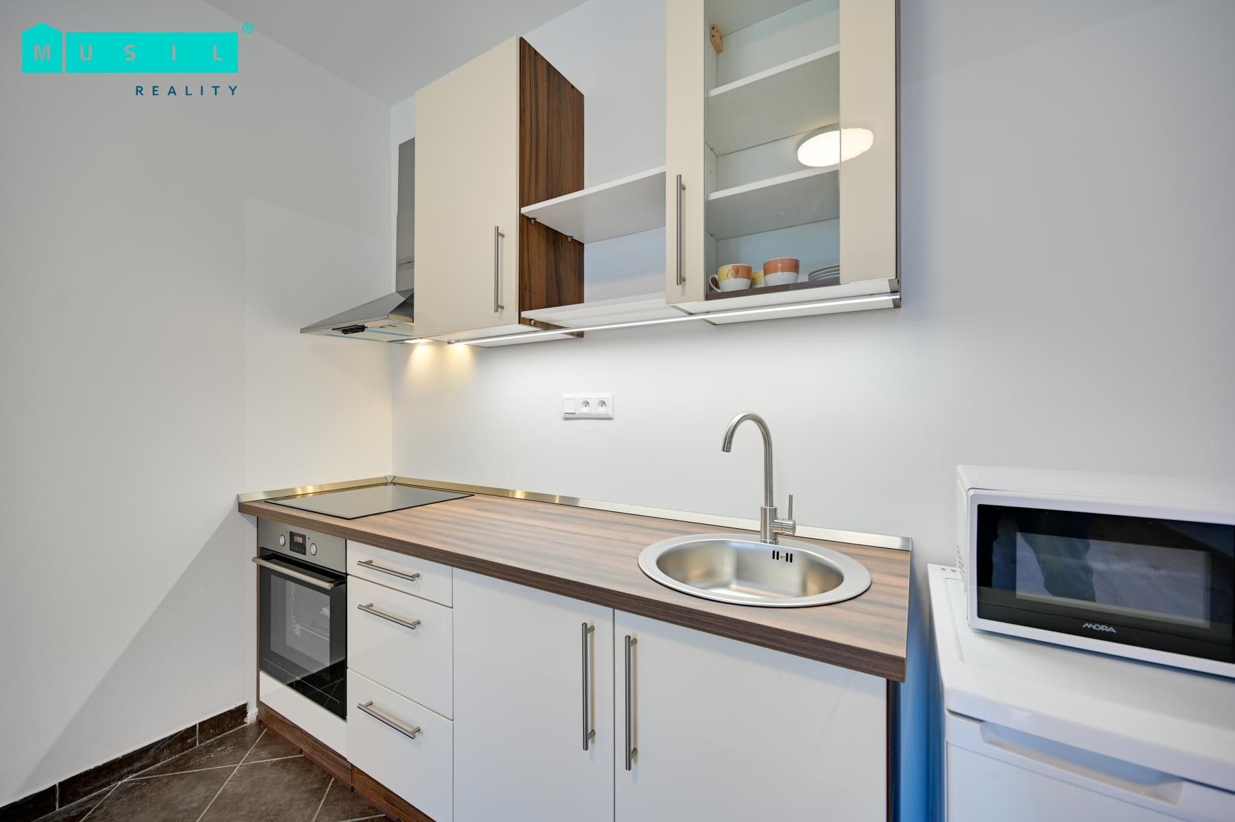 Pronájem bytu 2+kk 43 m² - foto 5