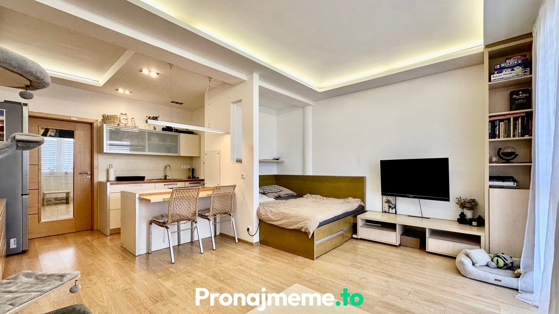 Pronájem bytu 1+kk 37 m² - foto 1
