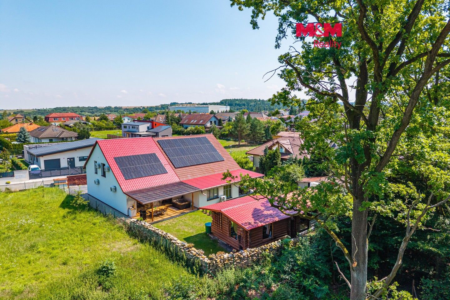 Prodej domu 142 m² - foto 1