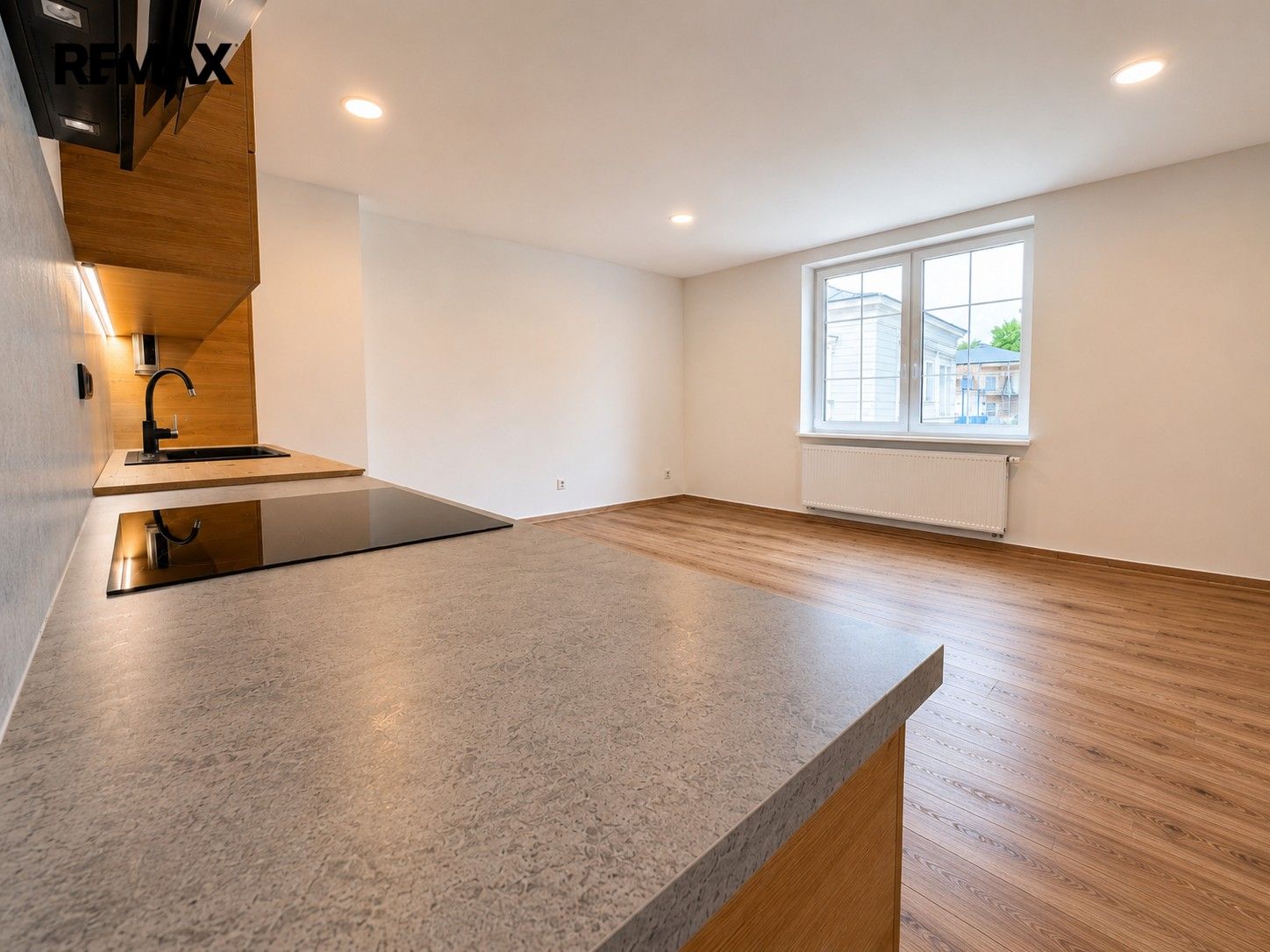 Pronájem bytu 3+kk 78 m² - foto 6