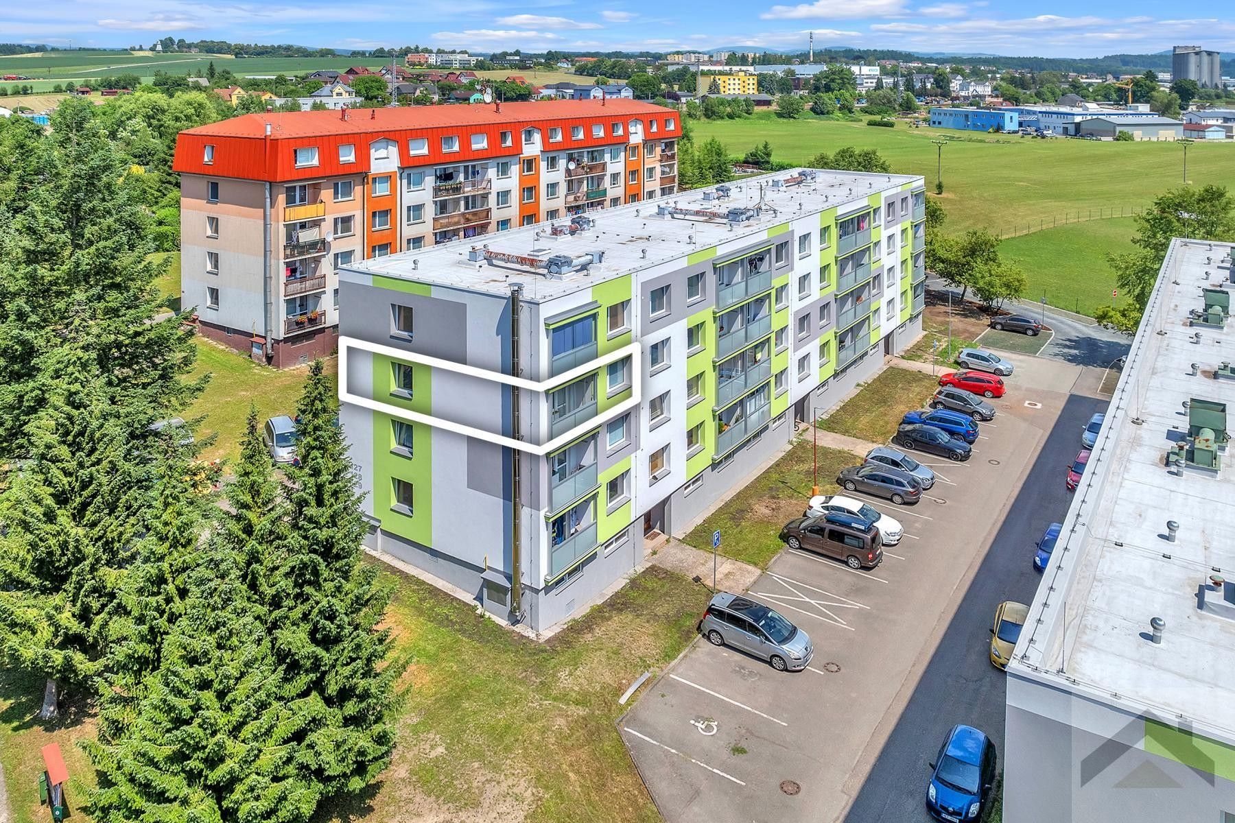 Pronájem bytu 4+1 84 m² - foto 1