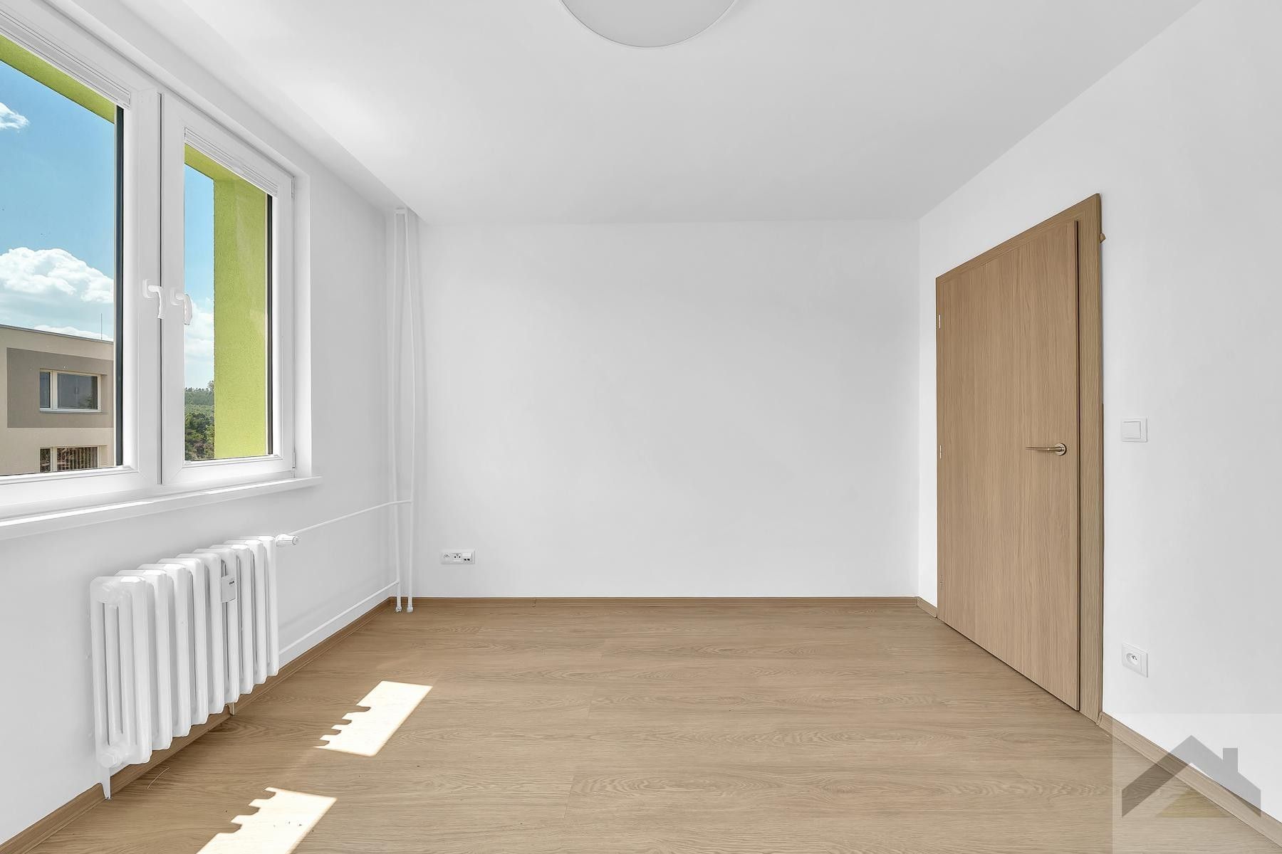 Pronájem bytu 4+1 84 m² - foto 11