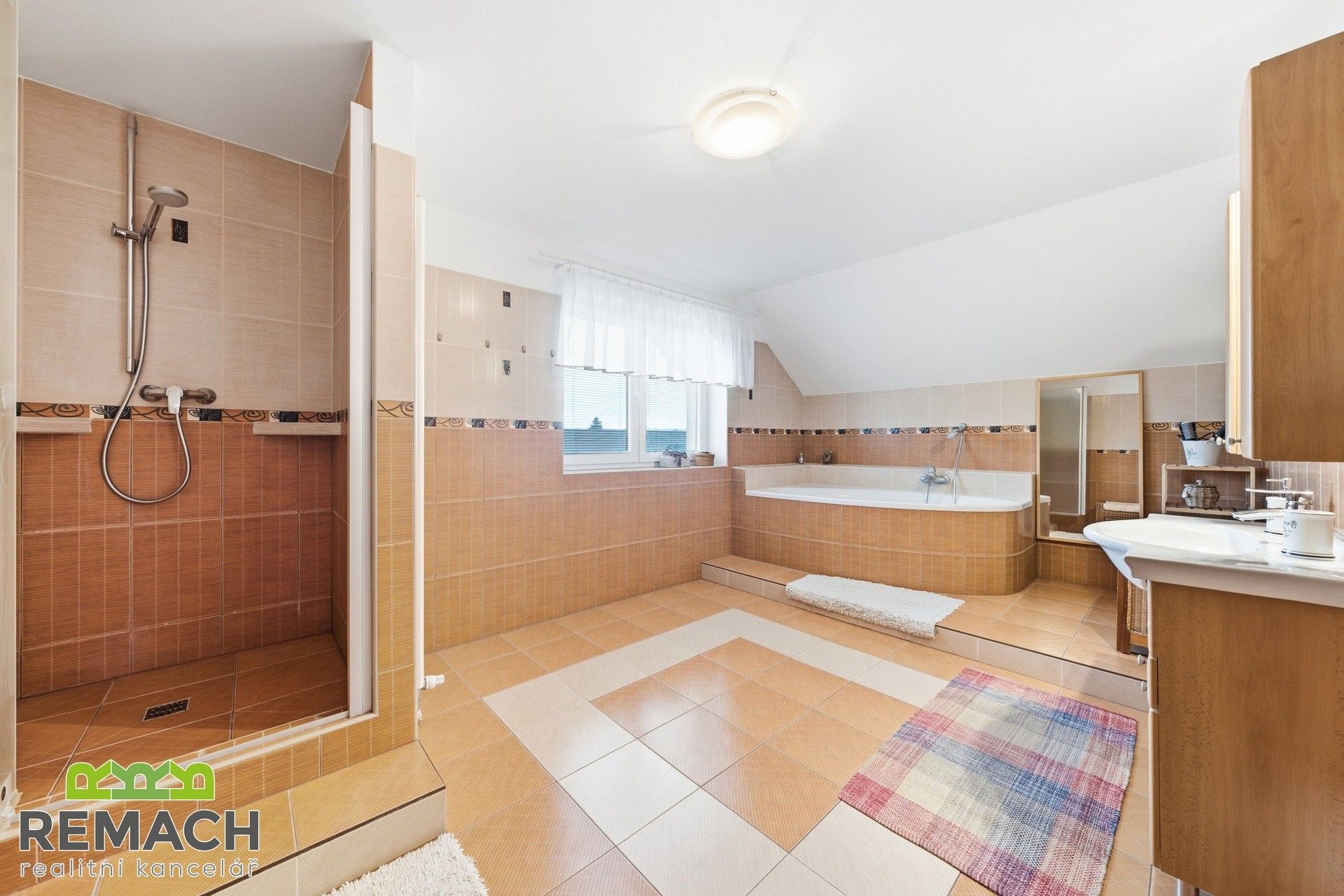 Prodej domu 335 m² - foto 10