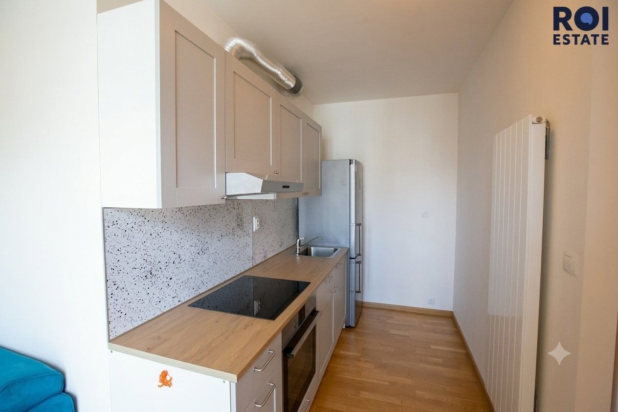 Pronájem bytu 1+kk 39 m² - foto 5