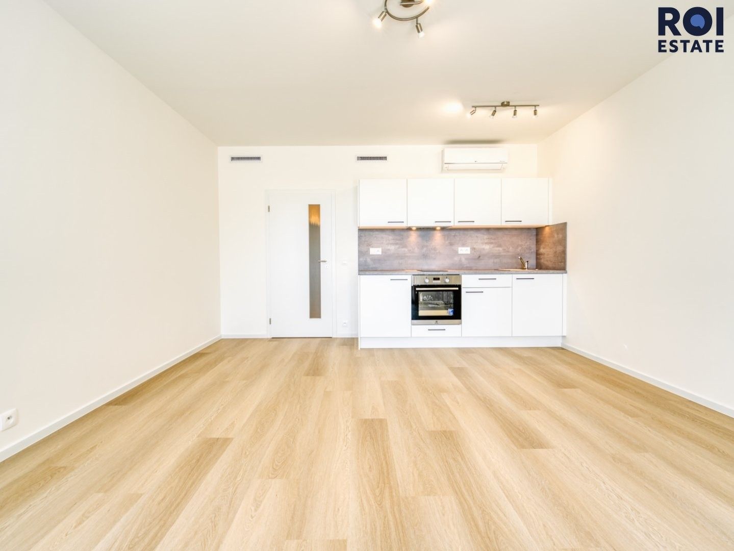 Pronájem bytu 1+kk 35 m² - foto 6