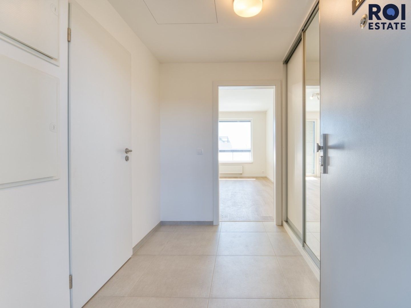 Pronájem bytu 1+kk 35 m² - foto 12