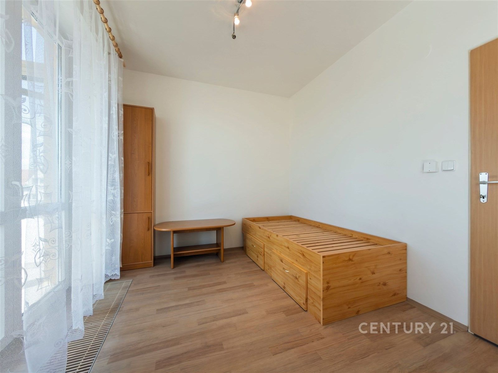 Pronájem bytu 1+kk 32 m² - foto 11