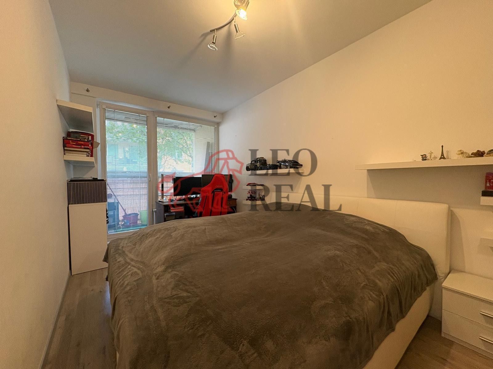 Pronájem bytu 2+kk 56 m² - foto 7