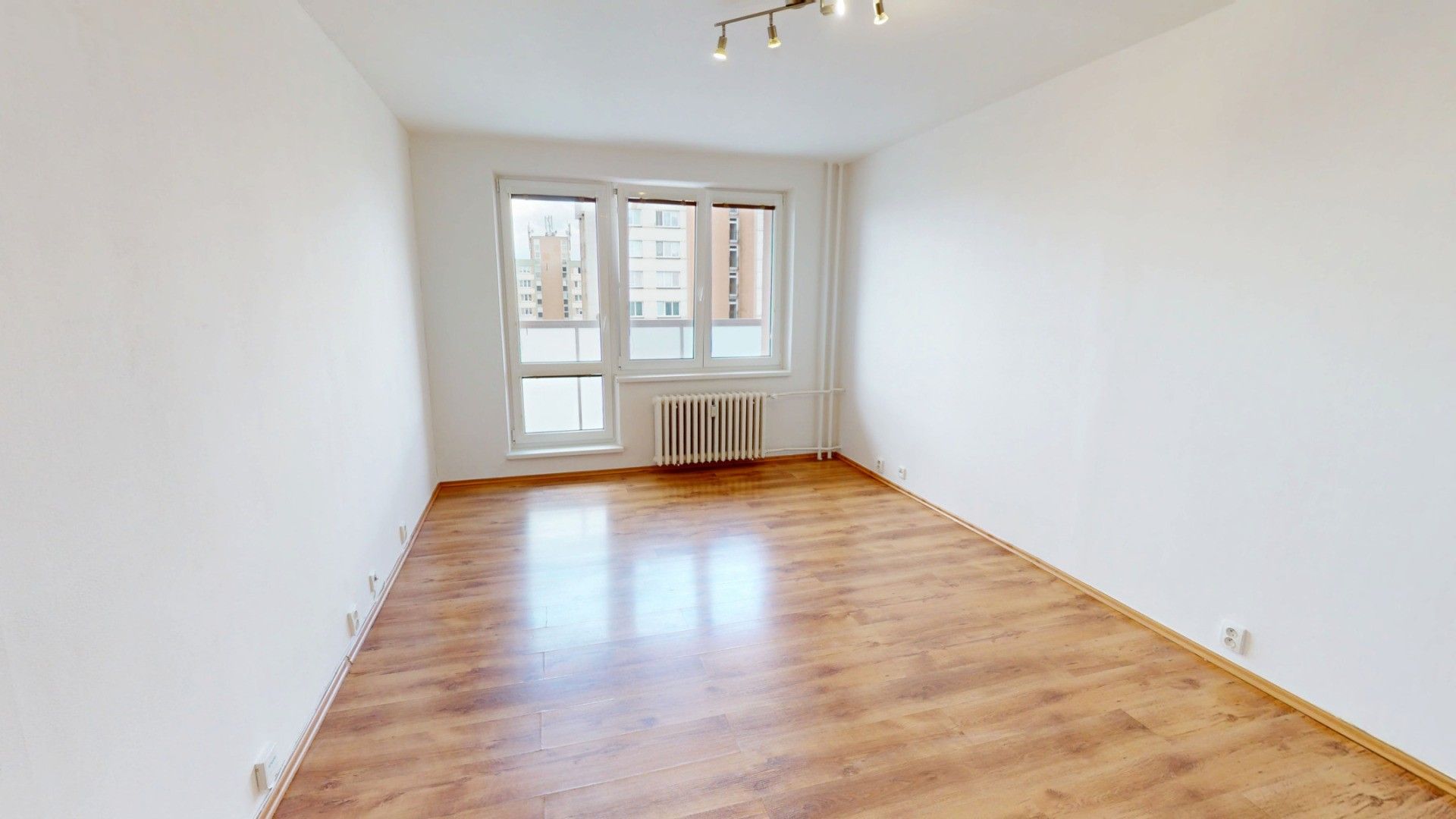 Pronájem bytu 1+kk 28 m² - foto 6