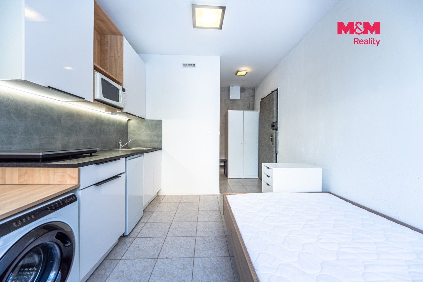 Pronájem komerčního prostoru 14 m² - foto 4