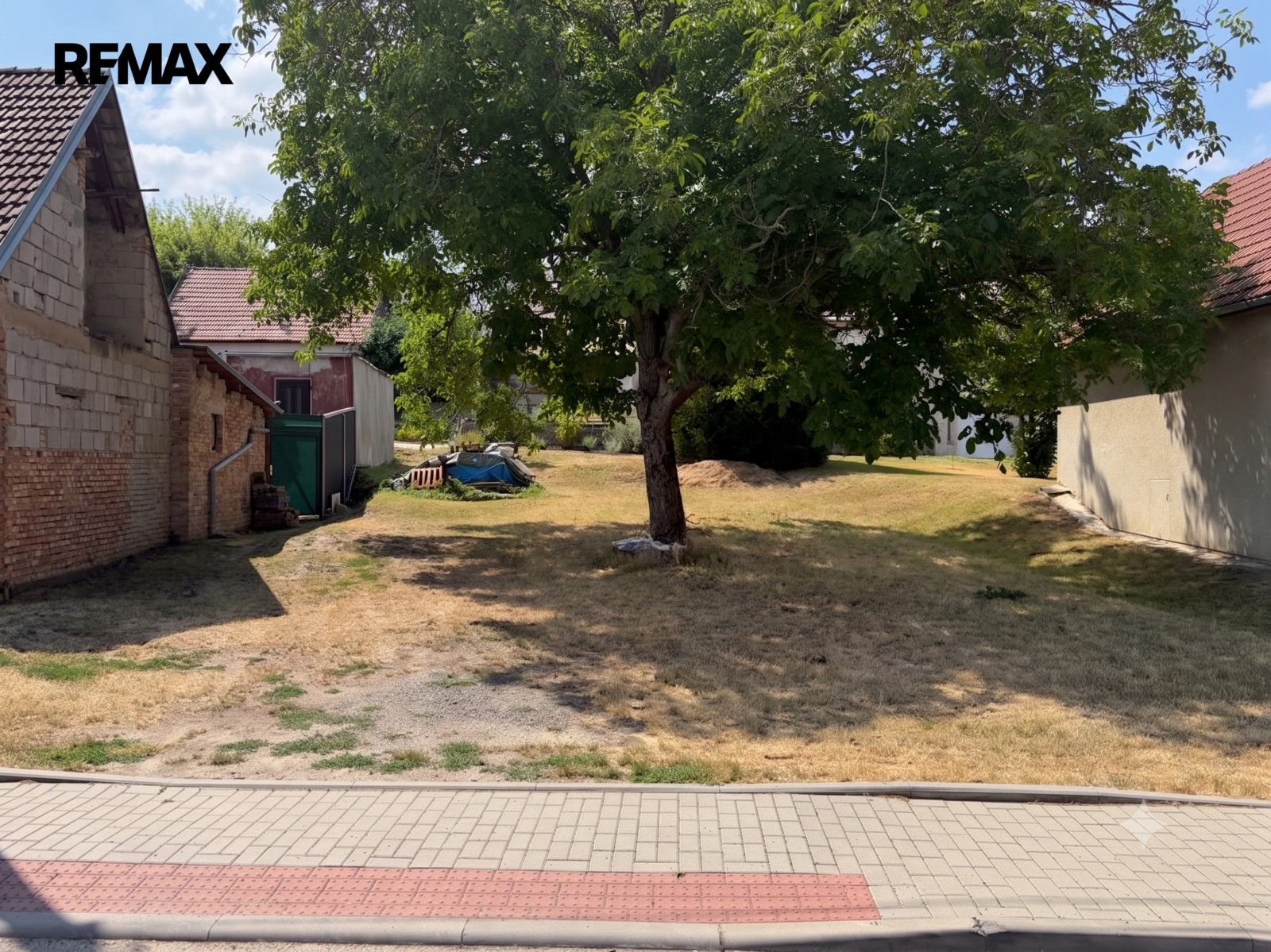 Prodej pozemku 323 m² - foto 3
