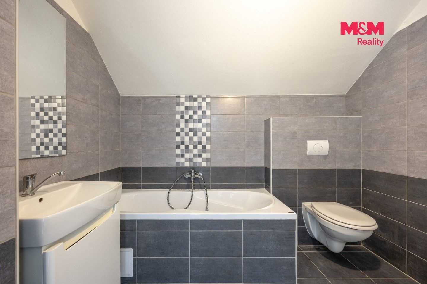 Prodej domu 242 m² - foto 15