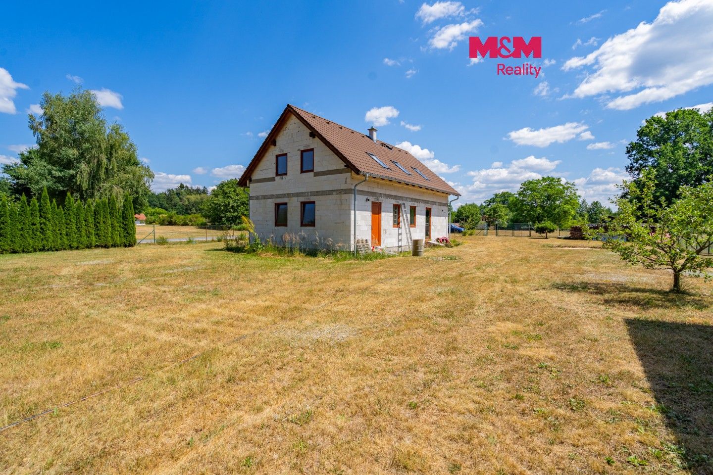 Prodej domu 145 m² - foto 1