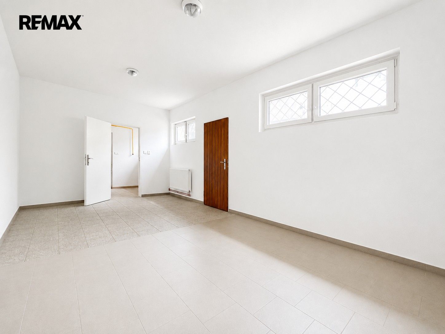 Pronájem komerčního prostoru 126 m² - foto 5