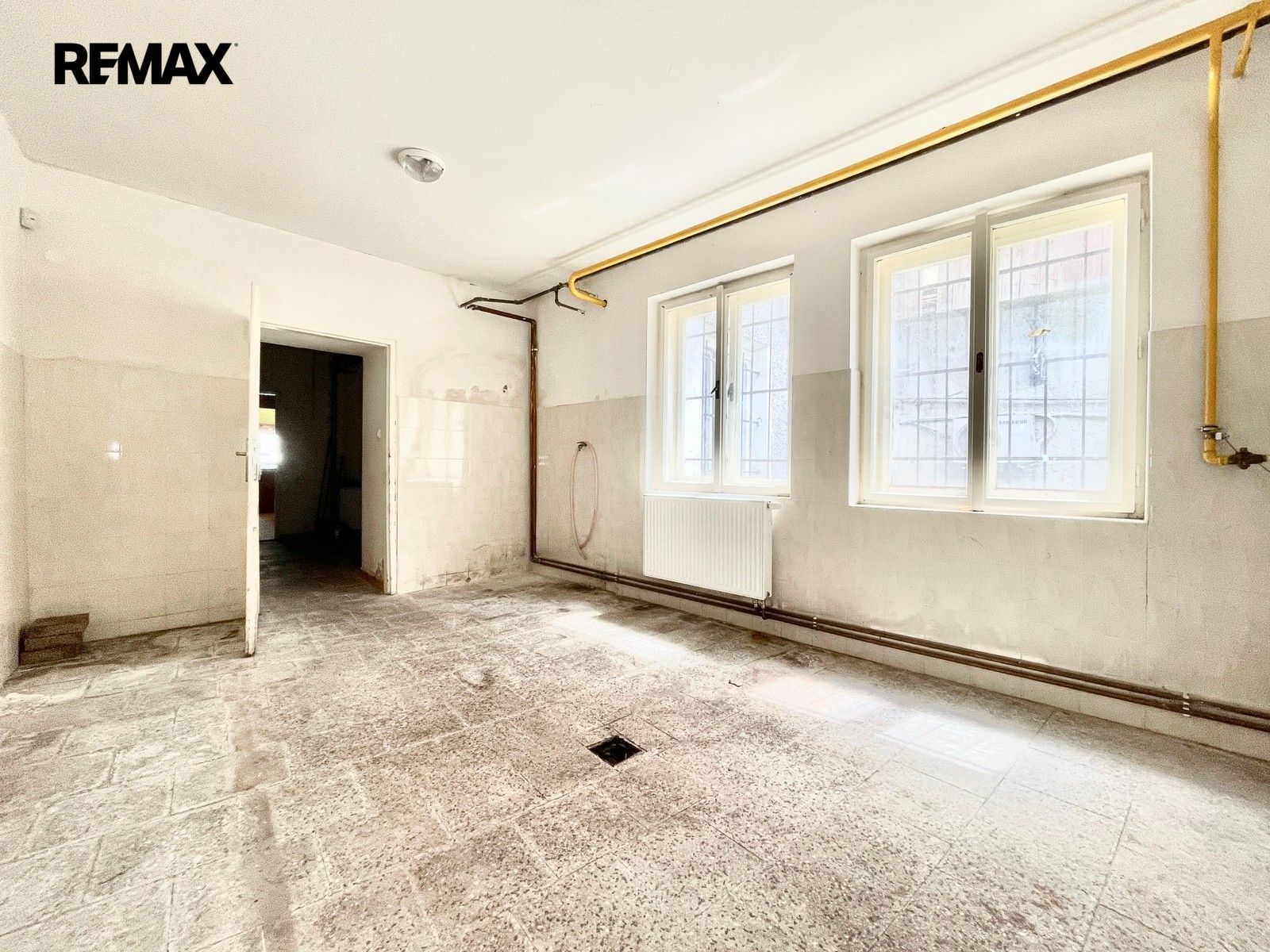 Pronájem komerčního prostoru 126 m² - foto 12
