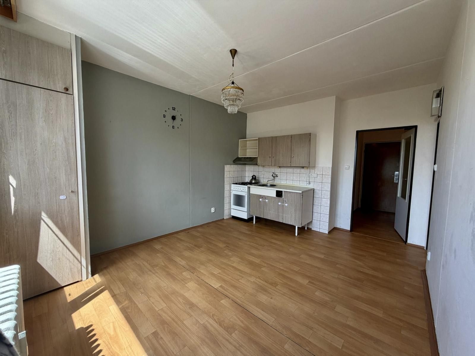 Prodej bytu 1+1 41 m² - foto 1