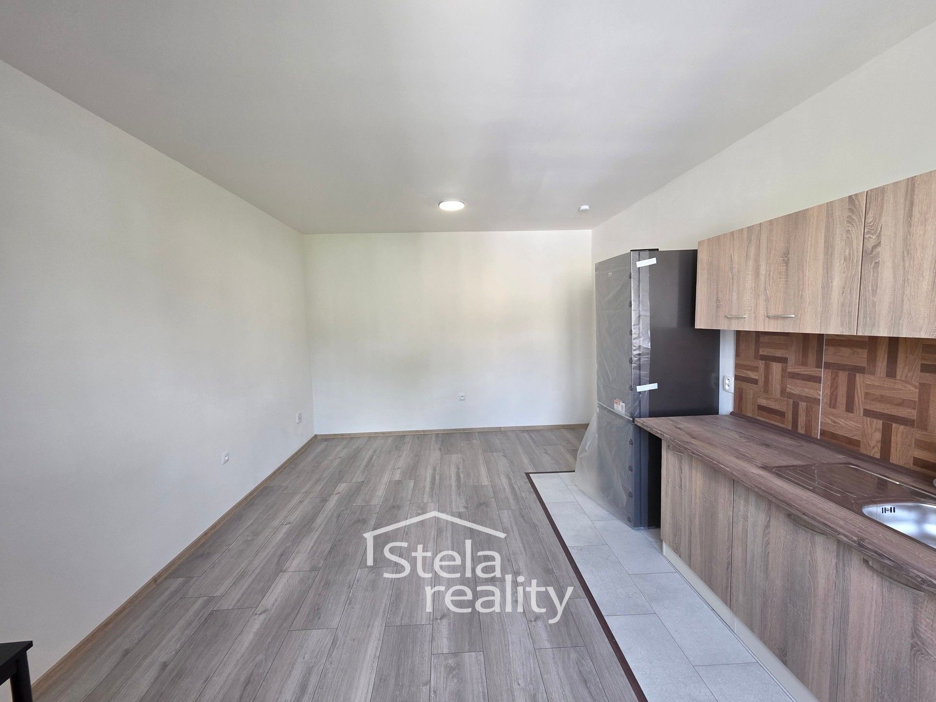 Pronájem bytu 1+kk 45 m² - foto 3